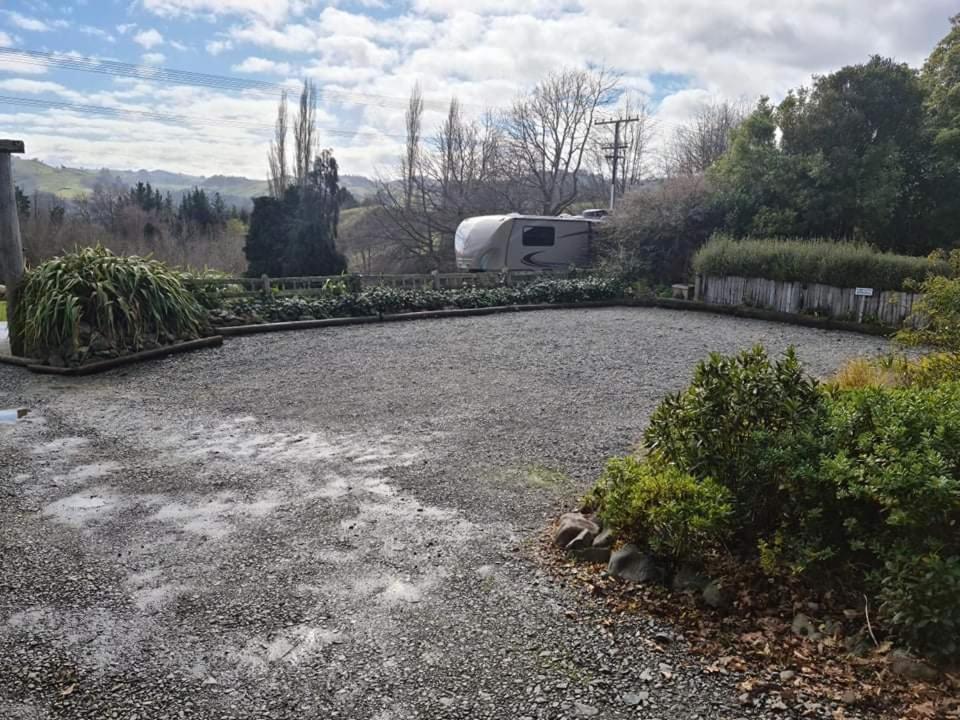 Rusty Nail Backpackers Hostel Taihape Exterior photo